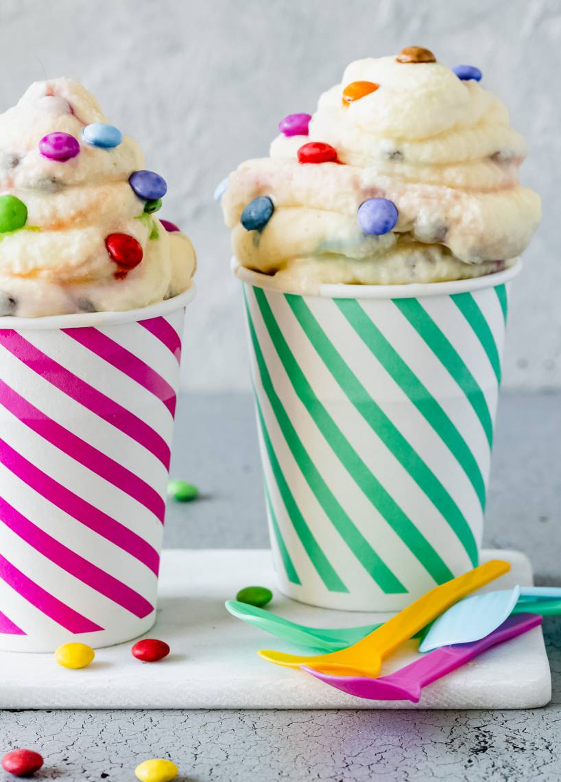 „McFlurry“ Eis mit „Smarties“