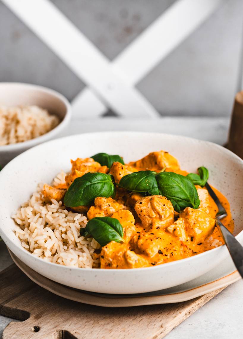 All-in-One Hähnchenwürfel in Tomaten-Frischkäse-Soße