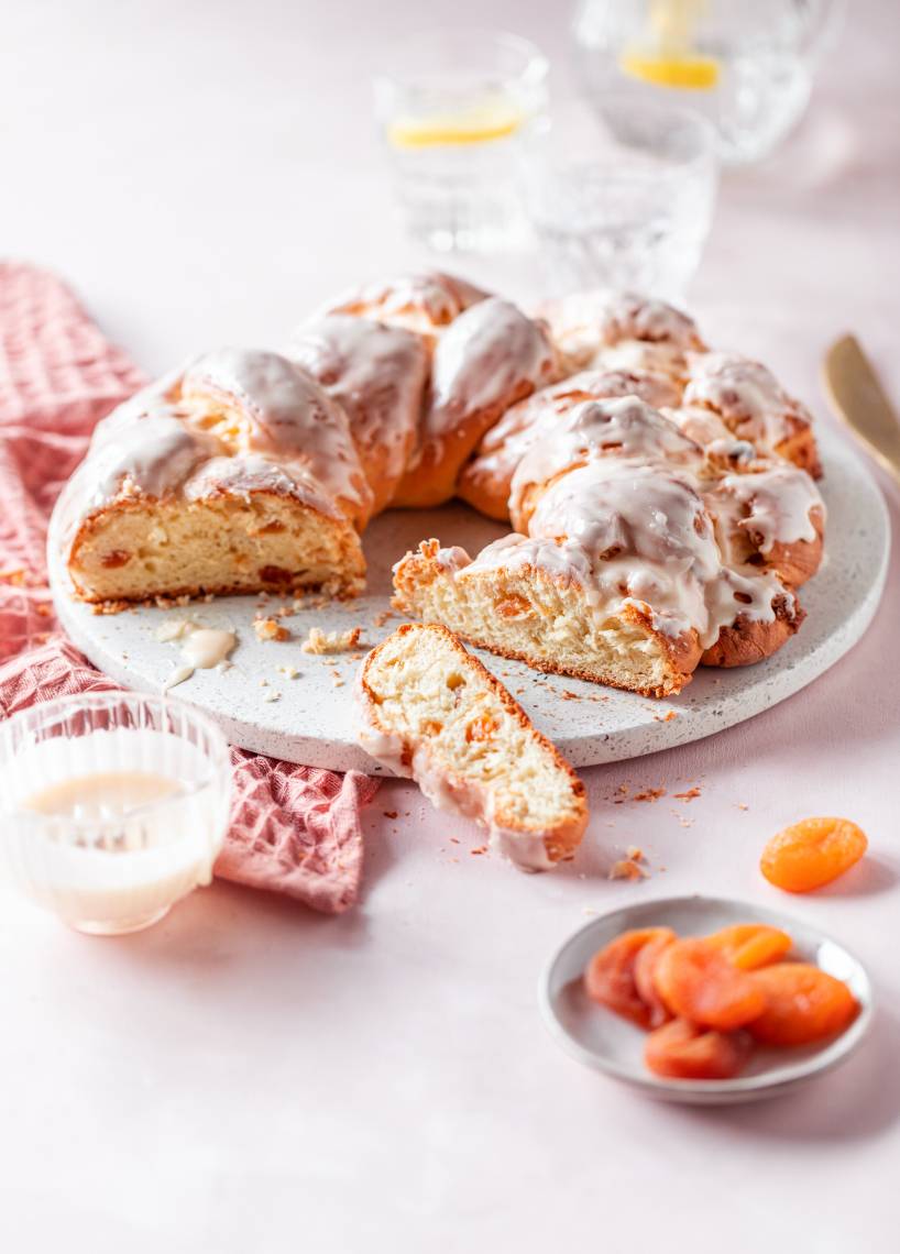 Saftiger Osterzopf
