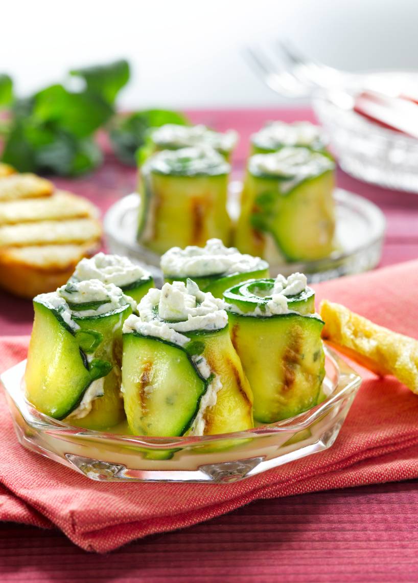 Gebratene Zucchinischeiben mit Ricottafüllung