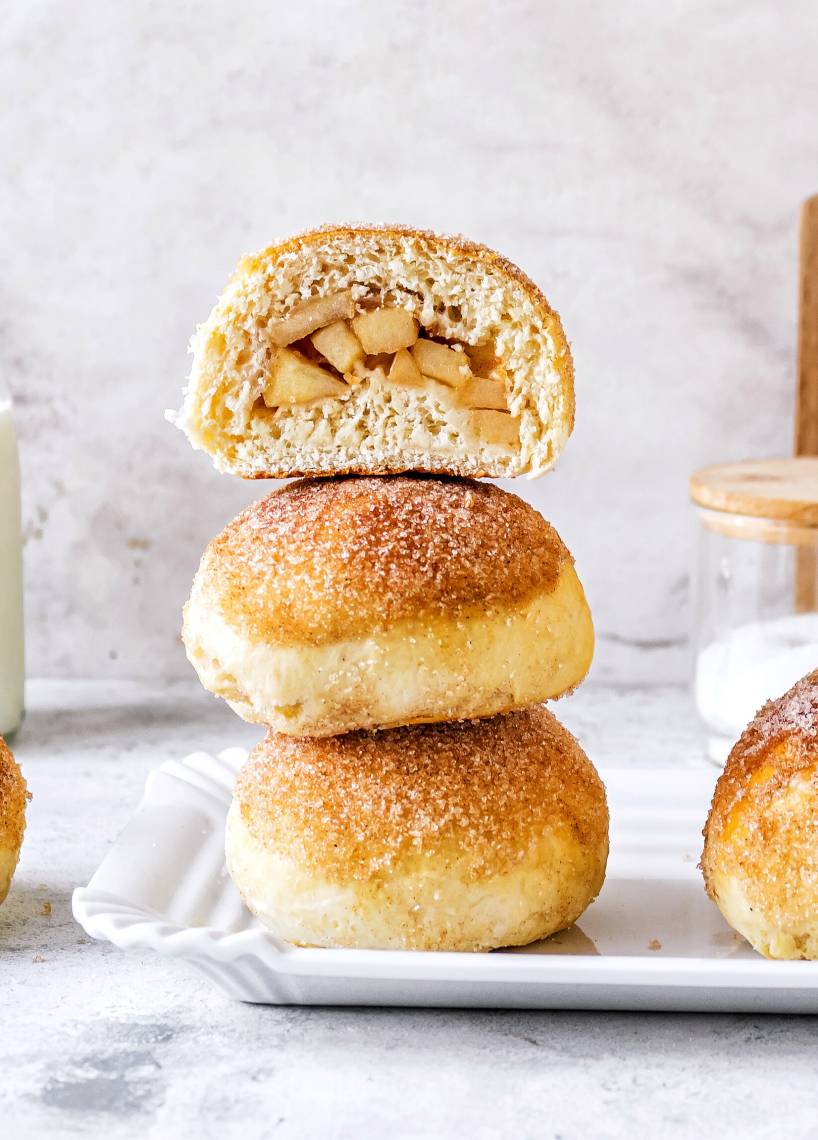 Ofenberliner mit Apfel-Zimt-Füllung