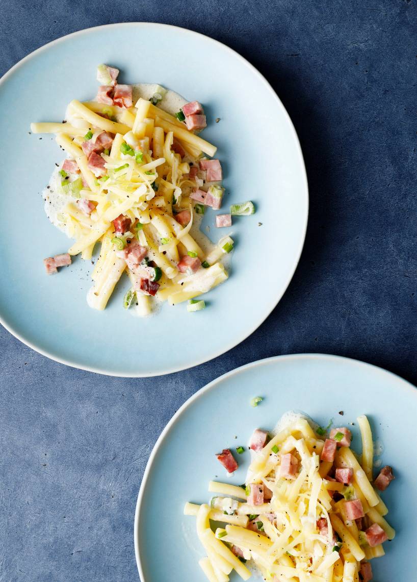 One-Pot-Makkaroni in Schinken-Sahnesoße