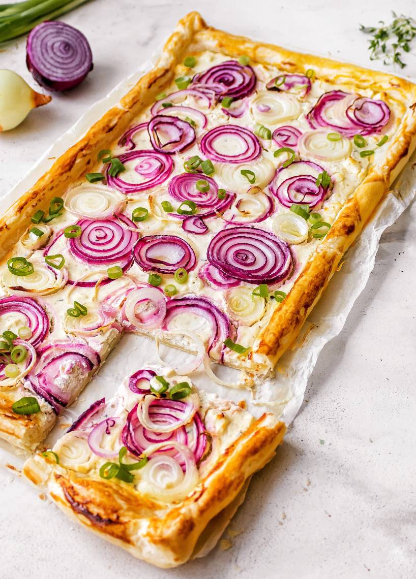 Schnelle Zwiebelgalette vom Blech für deine Gäste