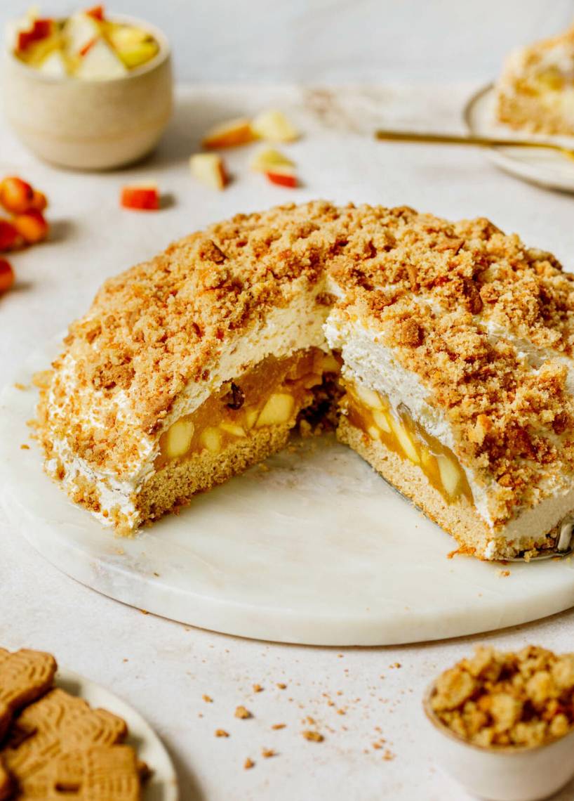 Spekulatius-Maulwurfkuchen mit Apfel